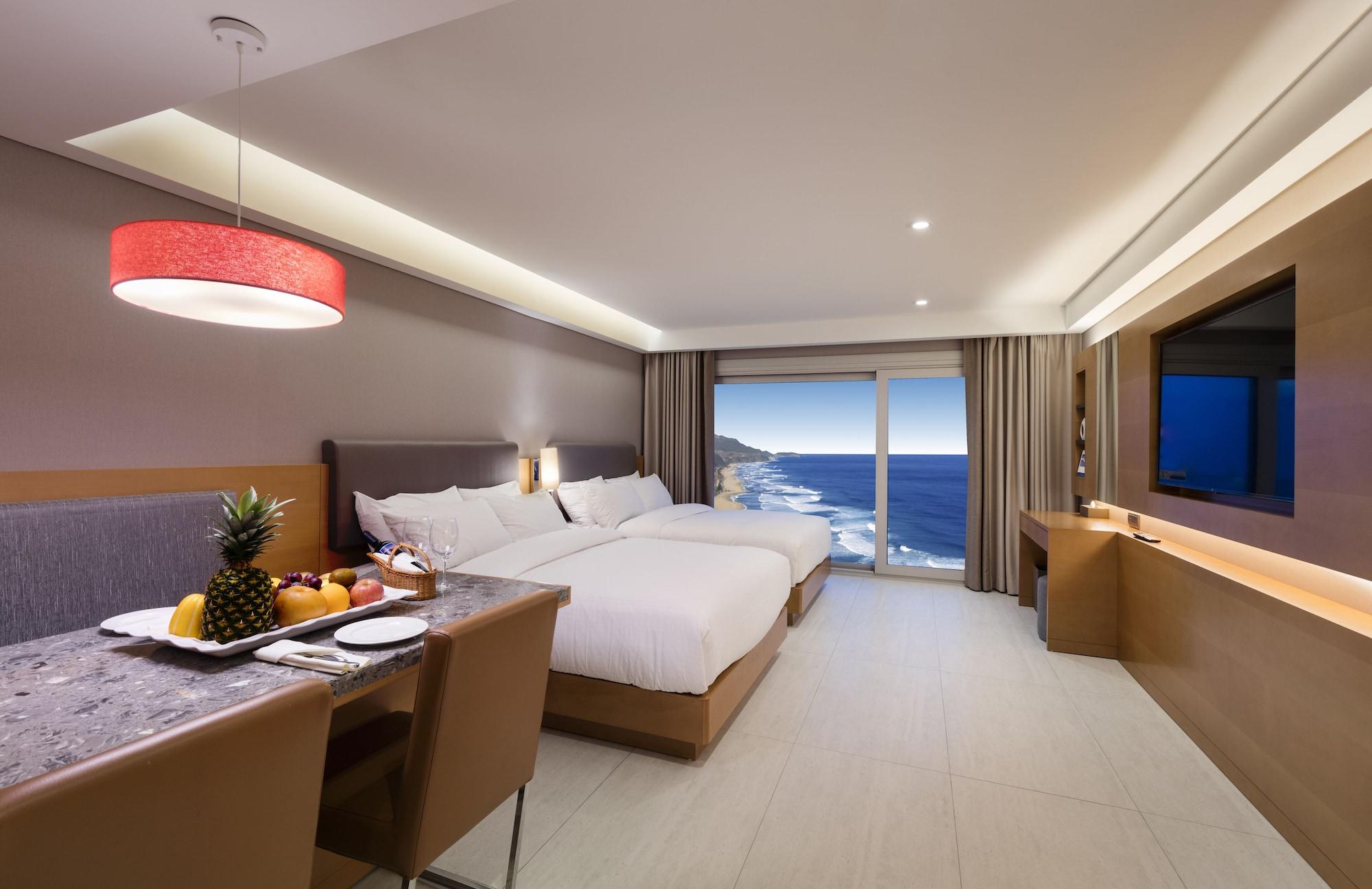 Sun Cruise Resort y Yacht Gangneung Exterior foto
